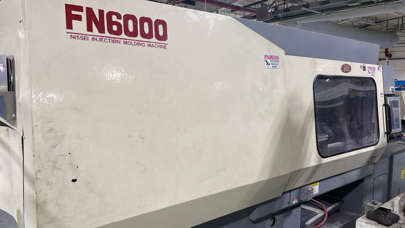 INYECTORA DE PLASTICO NISSEI 290 TONELADAS