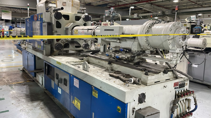 INYECTORA DE PLASTICO NISSEI 290 TONELADAS