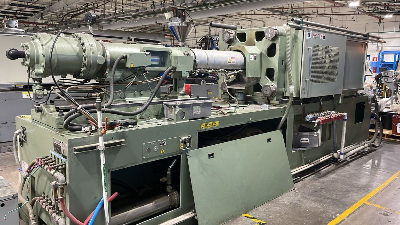 INYECTORA DE PLASTICO NISSEI 260 TONELADAS