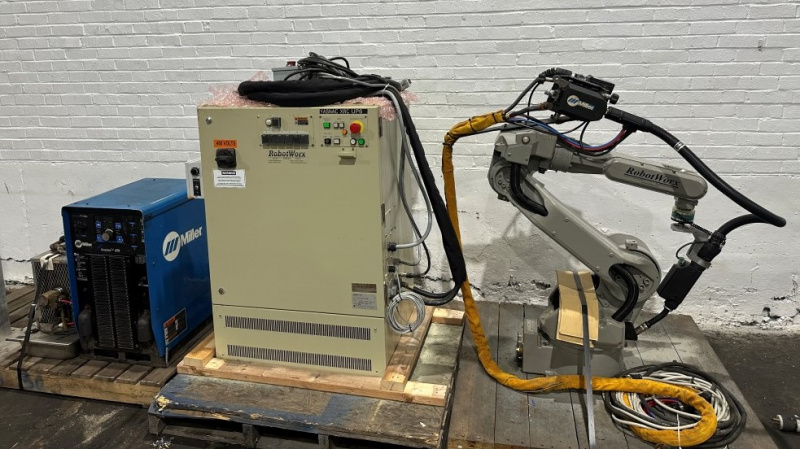 ROBOT DE SOLDADURA MILLER