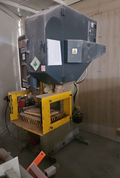 TROQUELADORA 40 TONELADAS CARRERA VARIABLE